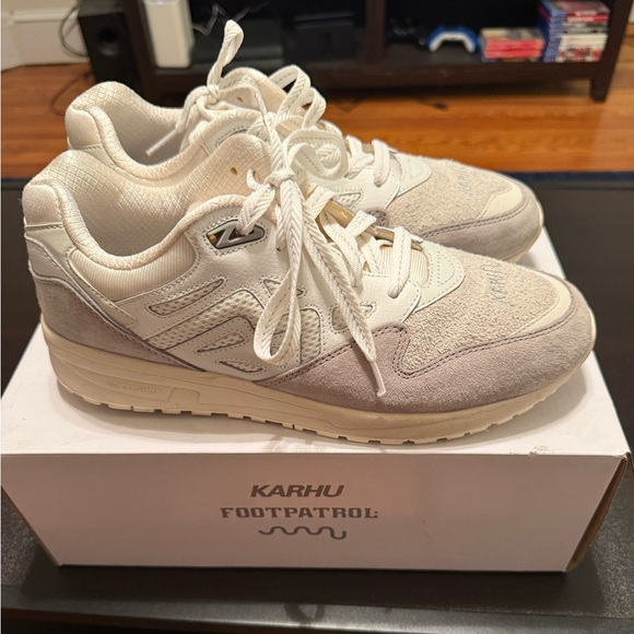 Karhu Legacy 96 x Foot Patrol - Picture 3 of 5